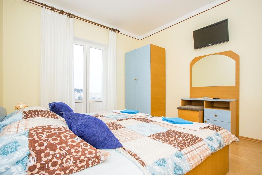 Villa Padova Rab Town Bagian luar foto