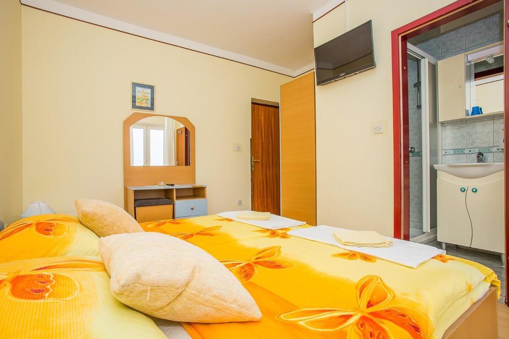 Villa Padova Rab Town Bagian luar foto