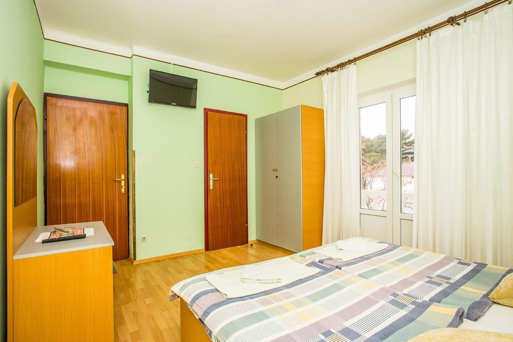 Villa Padova Rab Town Bagian luar foto